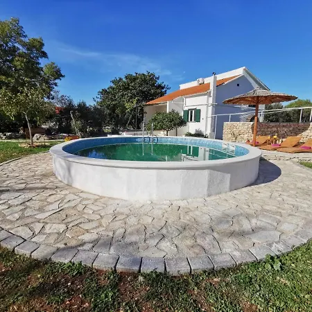 Hvar Mediterranean Ranch House *