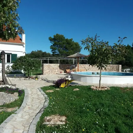 Hvar Mediterranean Ranch House *