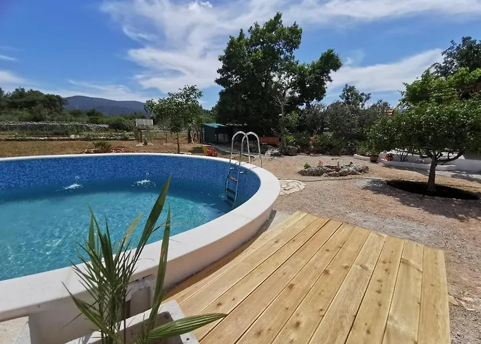Hvar Mediterranean Ranch House *