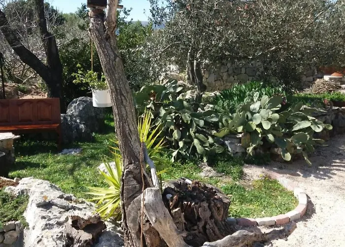 Hvar Mediterranean Ranch House *